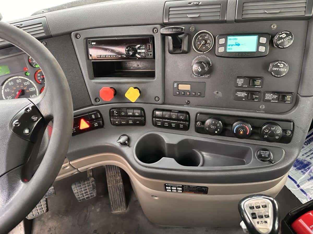 2019 Freightliner/Mercedes CASCADIA 125 841100