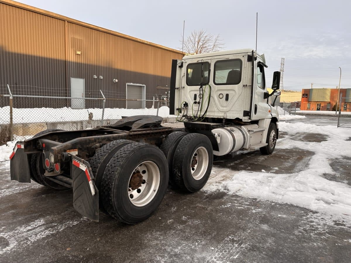 2019 Freightliner/Mercedes CASCADIA 125 841100