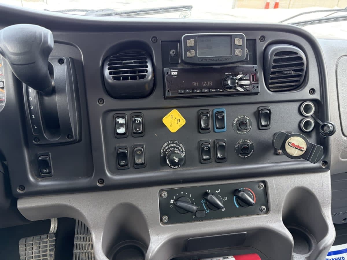 2019 Freightliner/Mercedes M2 106 841273