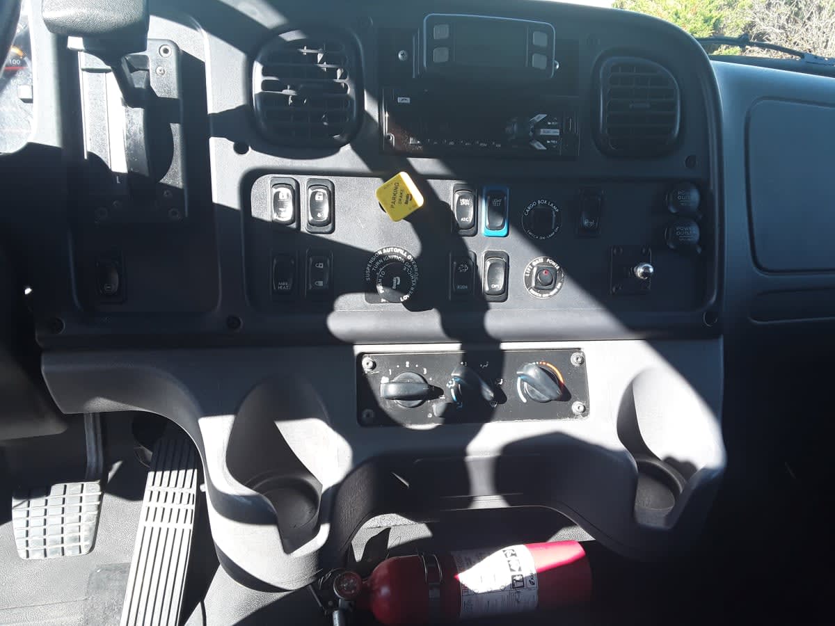 2019 Freightliner/Mercedes M2 106 841274