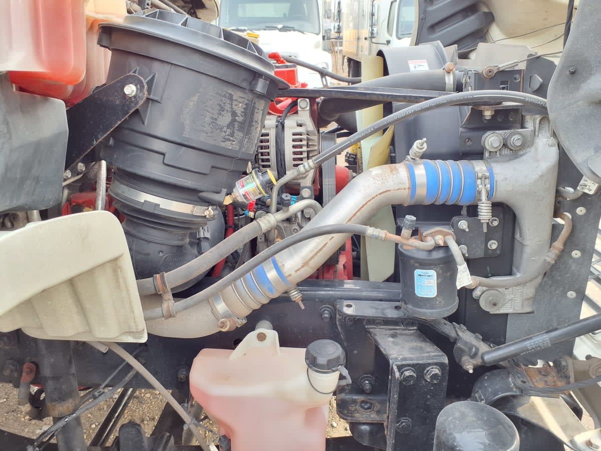 2019 Freightliner/Mercedes M2 106 841290