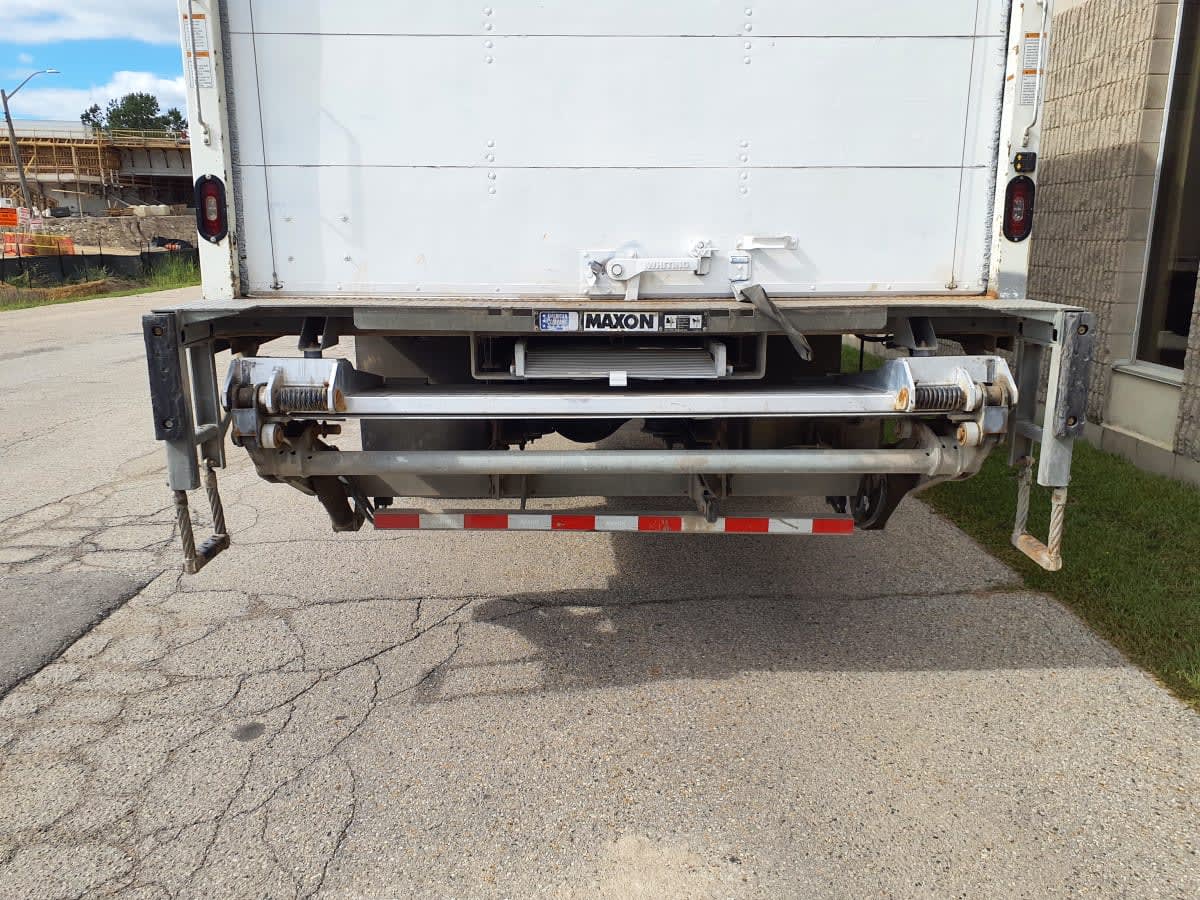 2019 Freightliner M2 106 841318