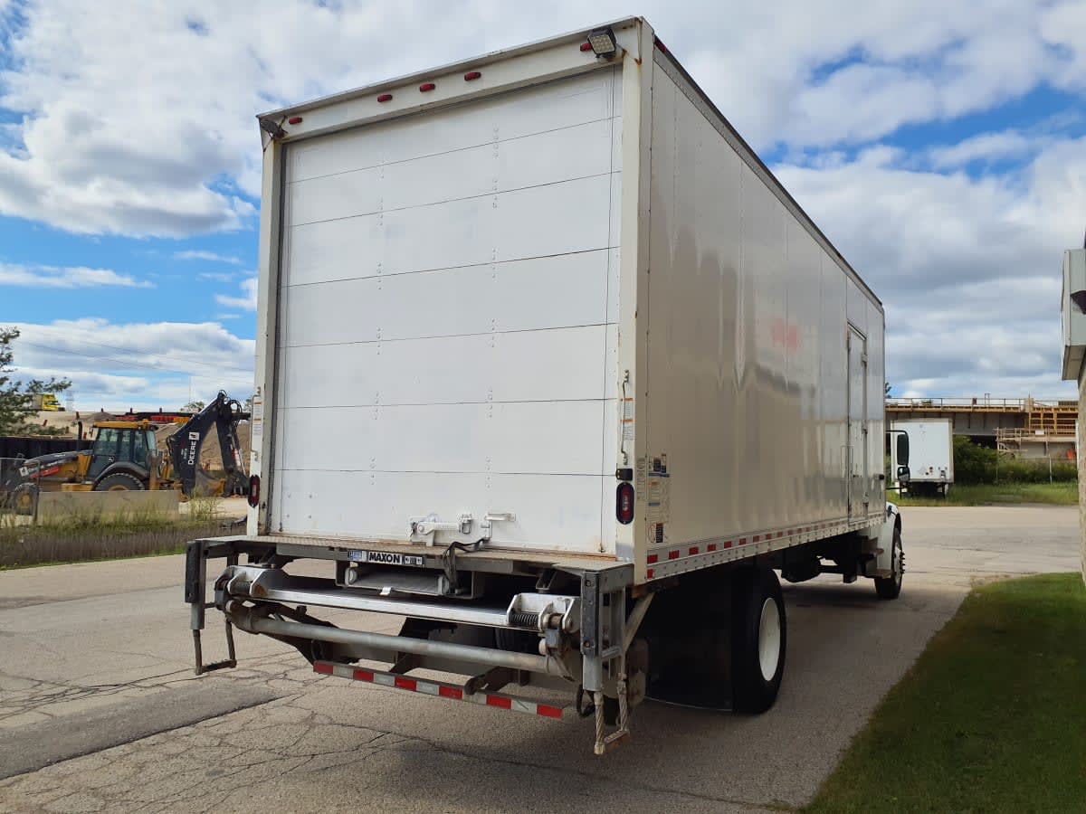 2019 Freightliner M2 106 841318