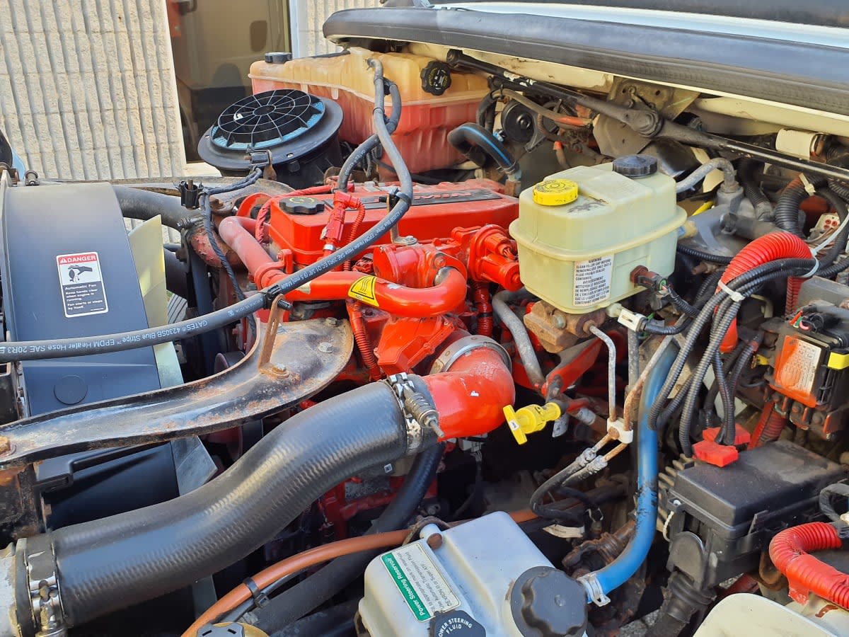 2019 Freightliner/Mercedes M2 106 841330