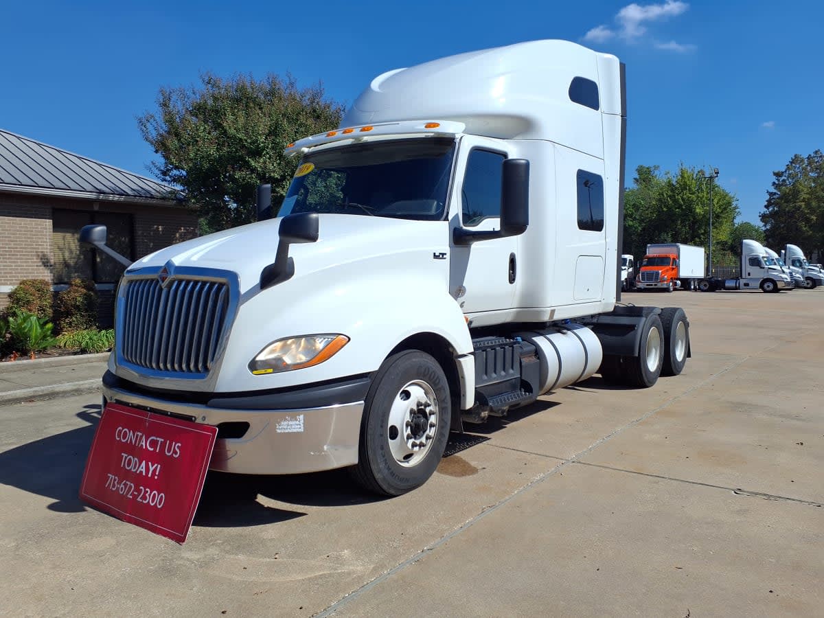 2019 Navistar International LT625 SLPR CAB 841819