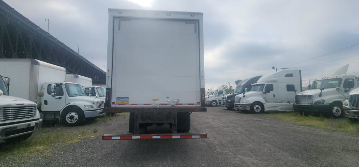 2019 Freightliner/Mercedes M2 106 842690