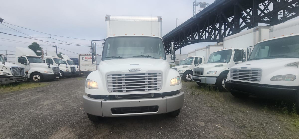 2019 Freightliner/Mercedes M2 106 842690