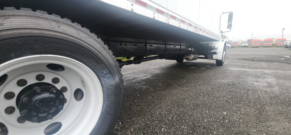 2019 Freightliner/Mercedes M2 106 842695