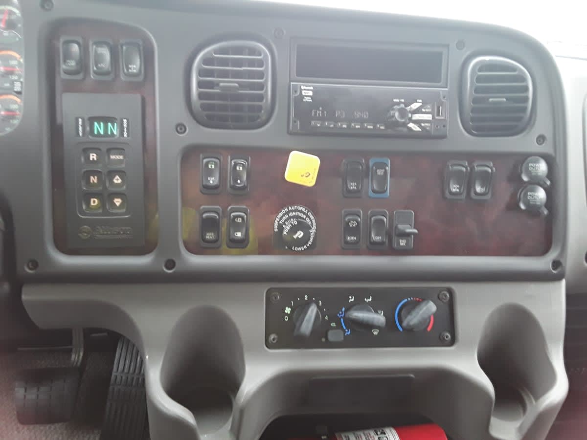 2019 Freightliner/Mercedes M2 106 842699