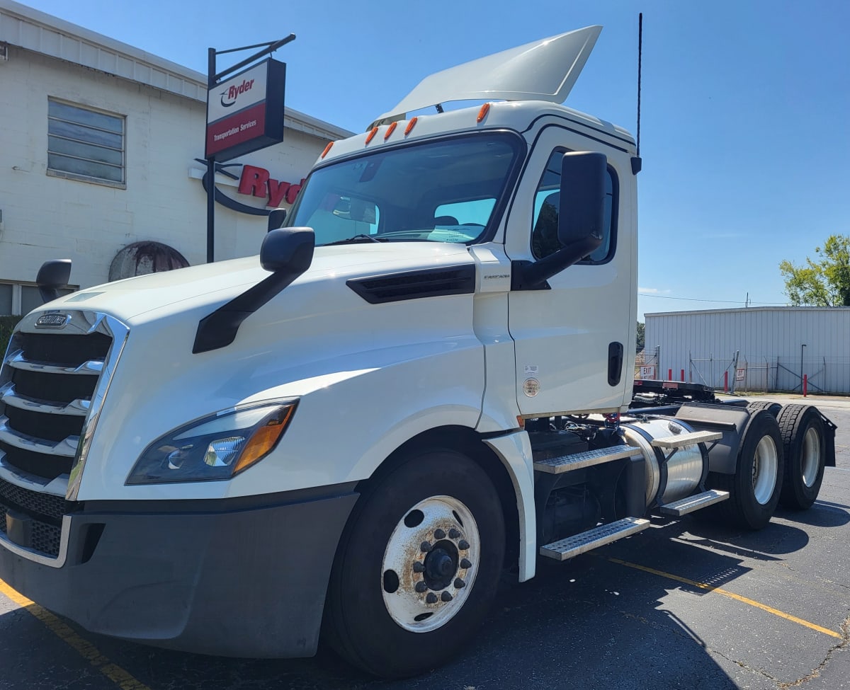 2019 Freightliner/Mercedes NEW CASCADIA PX12664 843383