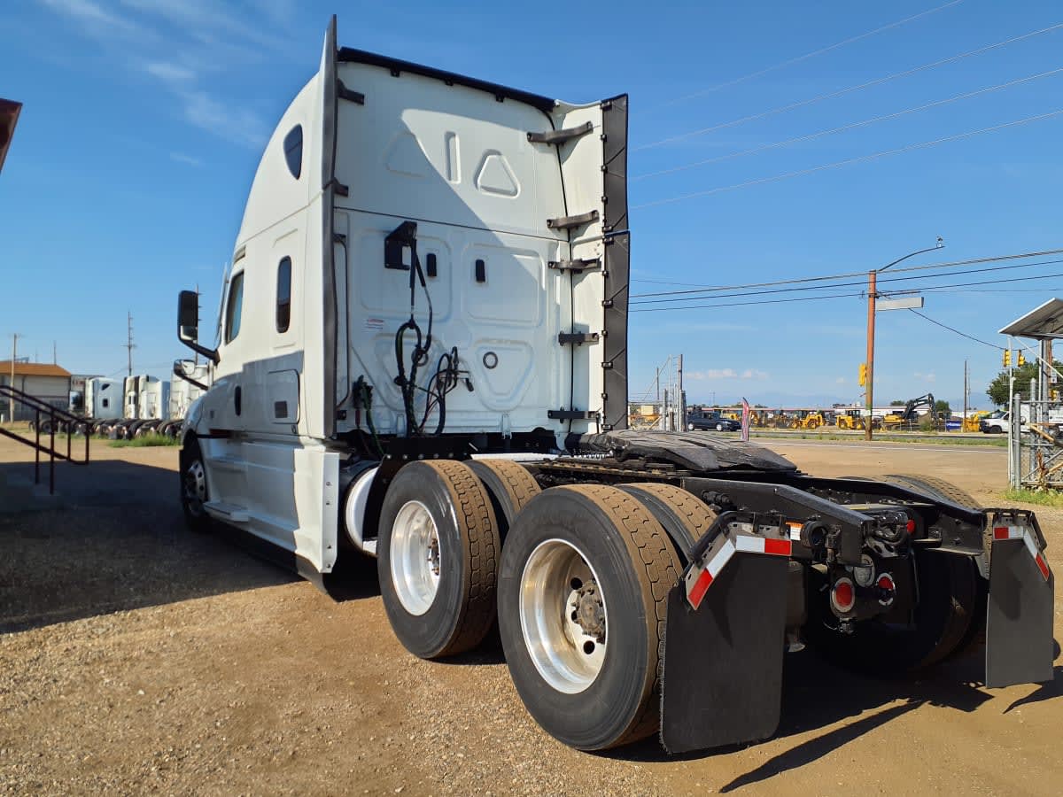 2019 Freightliner - image 6