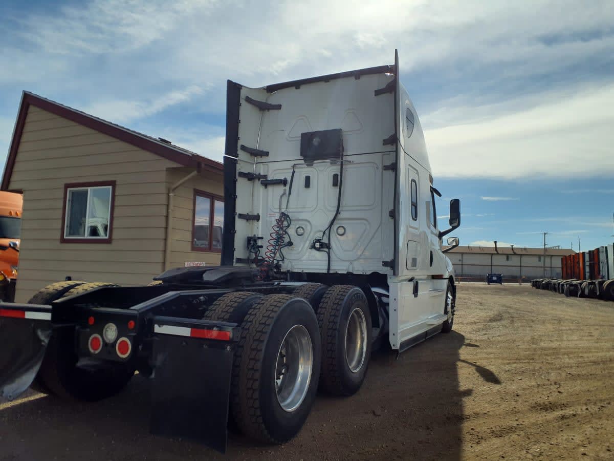 2019 Freightliner - image 4