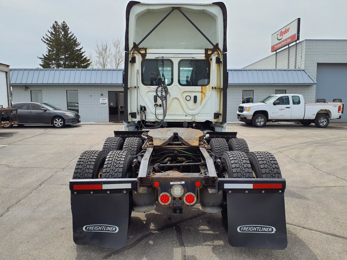 2019 Freightliner/Mercedes NEW CASCADIA PX12664 843931