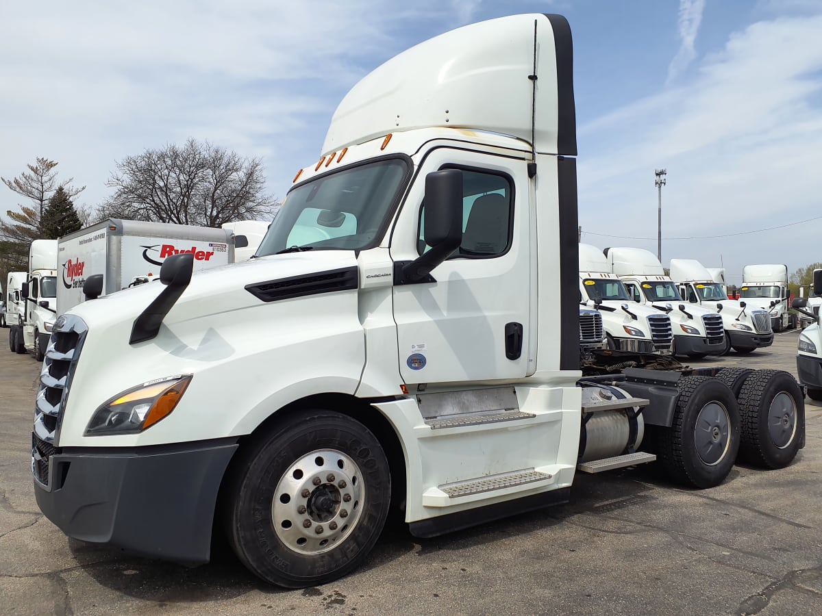 2019 Freightliner/Mercedes NEW CASCADIA PX12664 843931