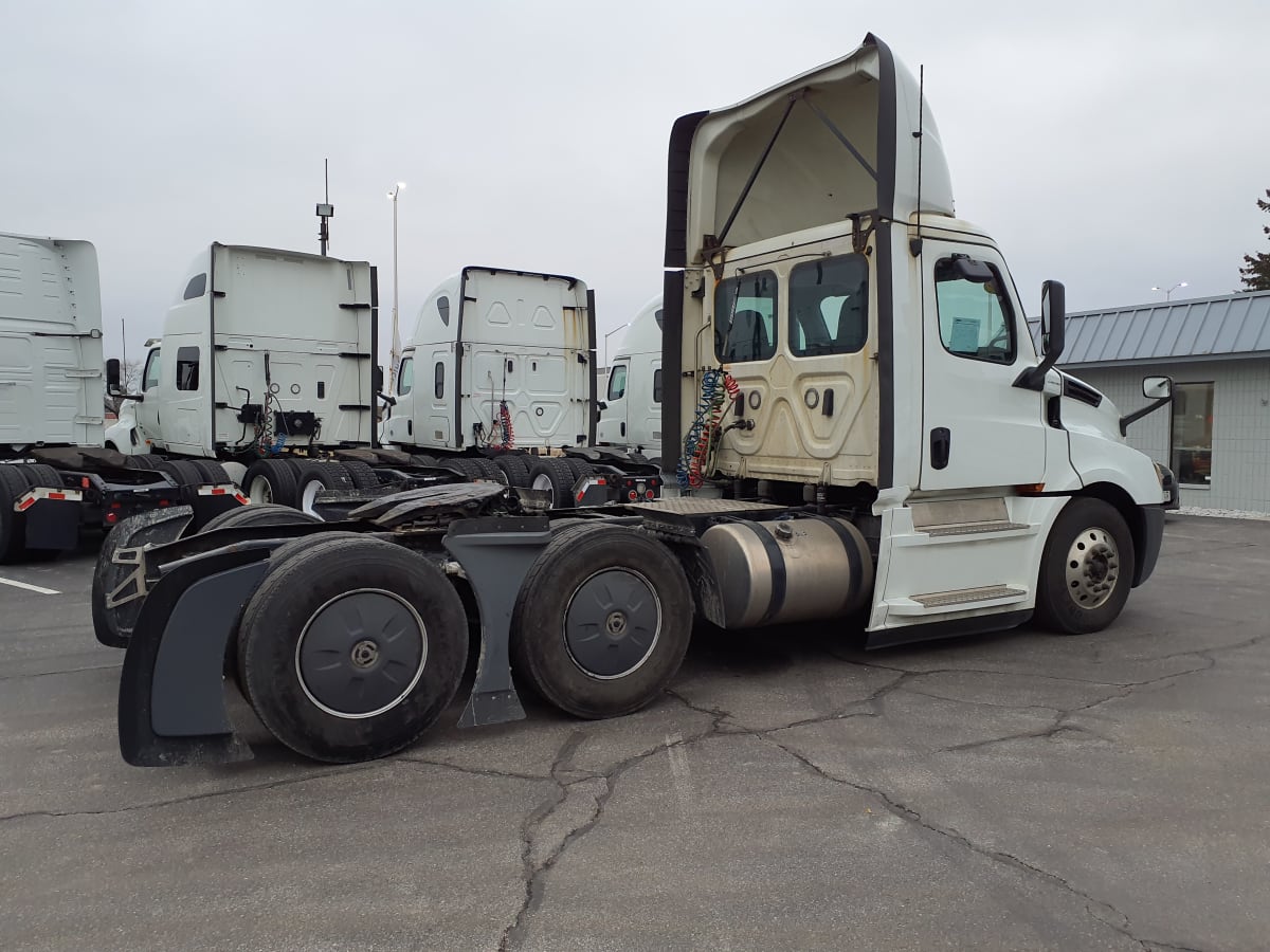 2019 Freightliner/Mercedes NEW CASCADIA PX12664 843937