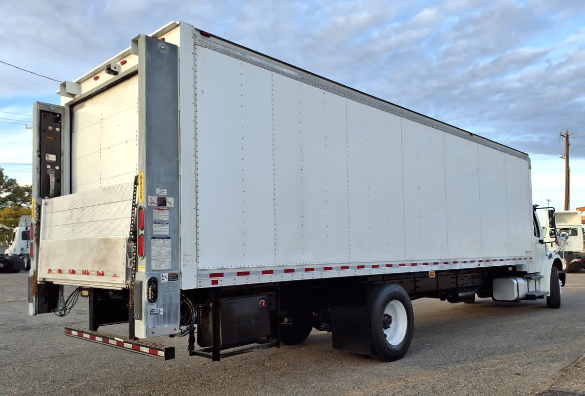 2019 Freightliner/Mercedes M2 106 843947