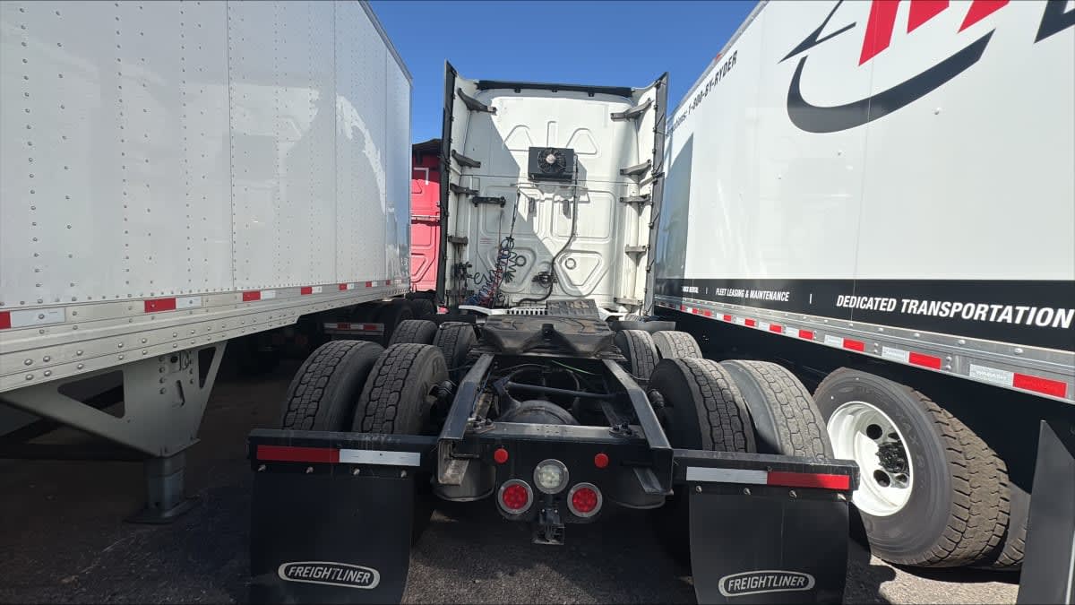 2019 Freightliner/Mercedes NEW CASCADIA PX12664 843978