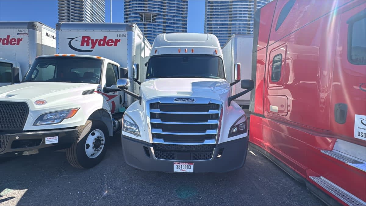 2019 Freightliner/Mercedes NEW CASCADIA PX12664 843978