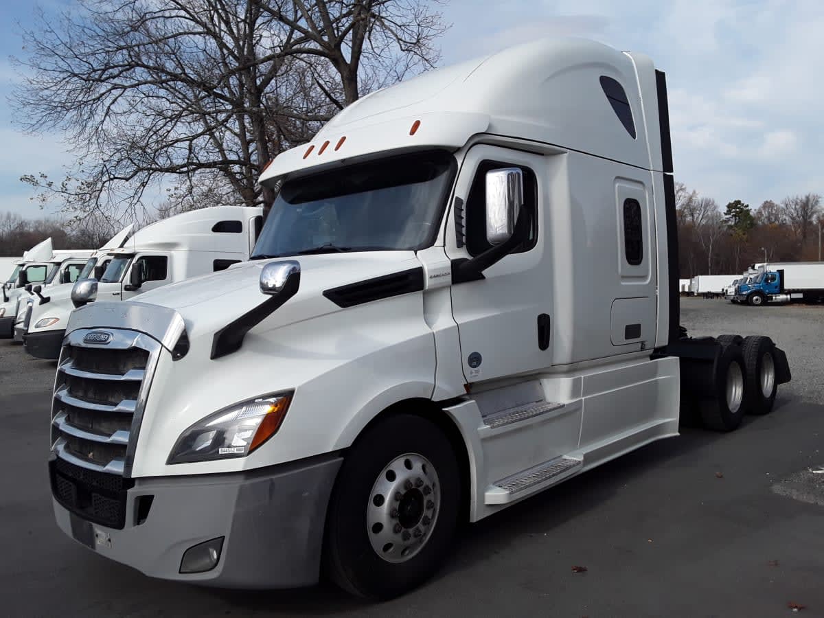 2019 Freightliner - image 1