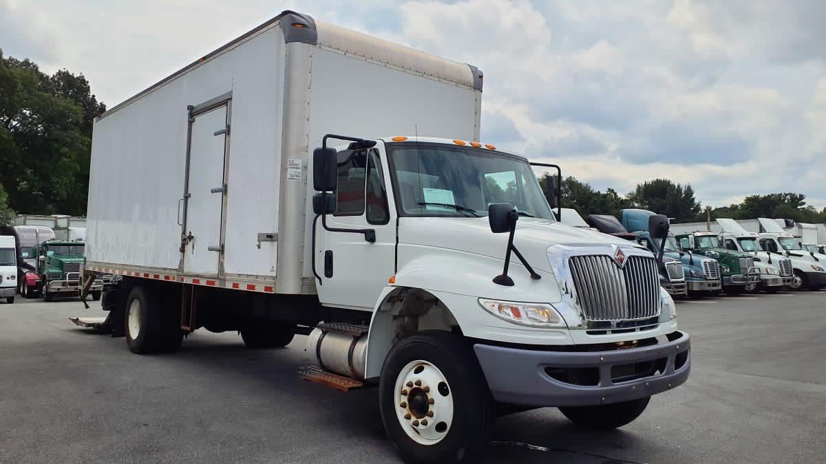 2019 International 4300 in Norwood, MA — photo 3