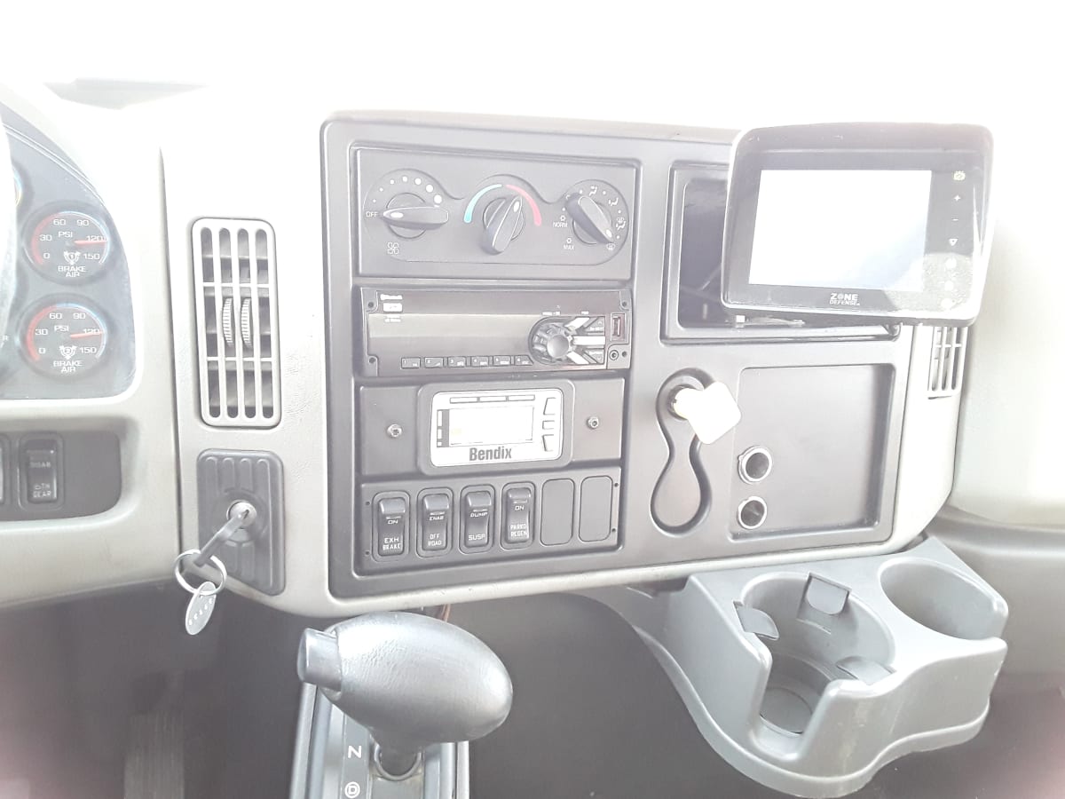 2019 Navistar International 4300 859450