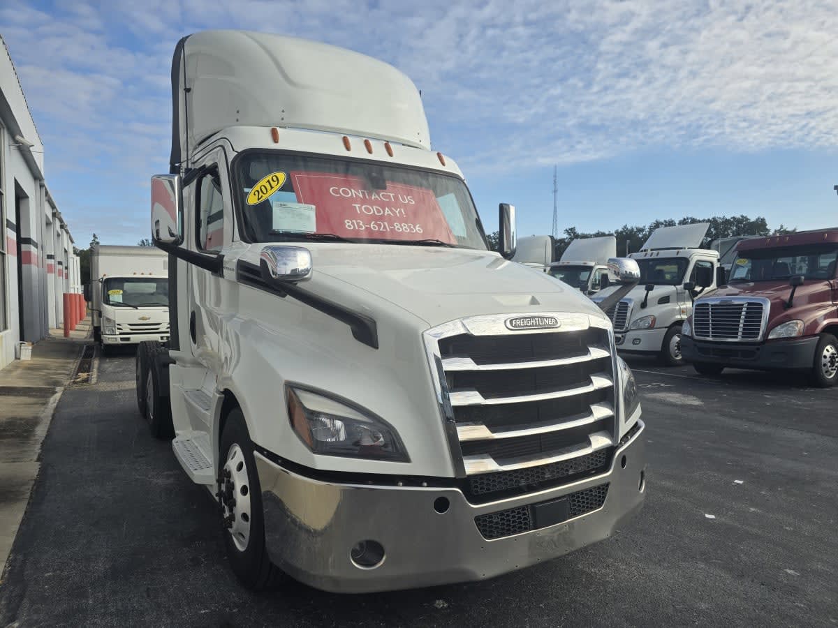 2019 Freightliner/Mercedes NEW CASCADIA PX12664 859554 2019 Freightliner/Mercedes NEW CASCADIA PX12664 859554