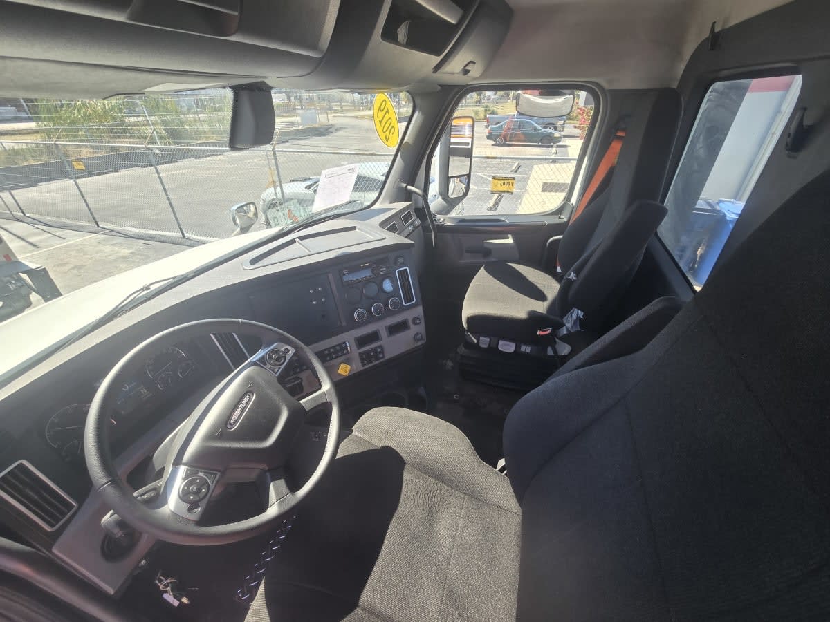 2019 Freightliner/Mercedes NEW CASCADIA PX12664 859555