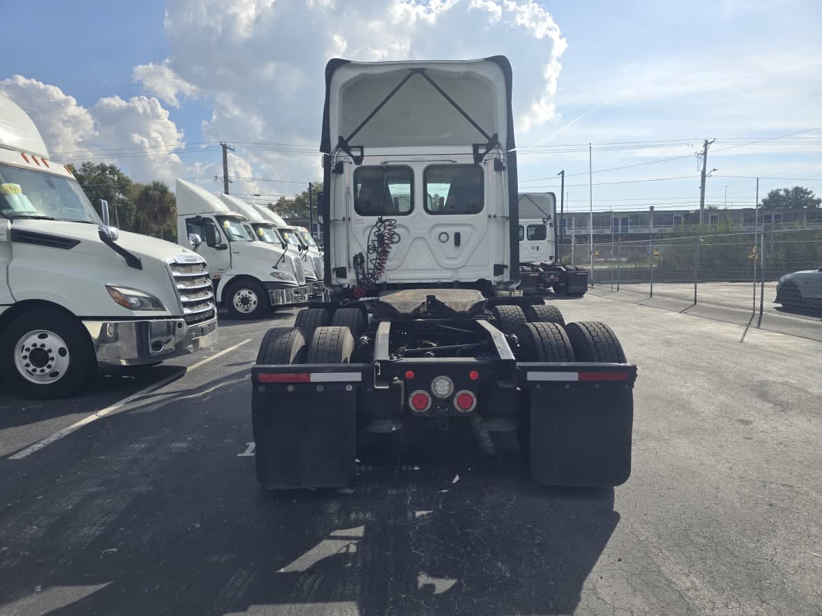 2019 Freightliner/Mercedes NEW CASCADIA PX12664 859564