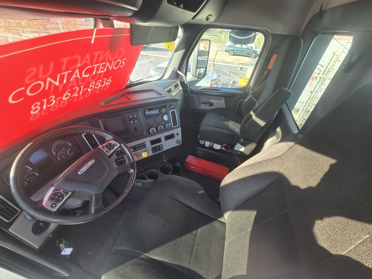 2019 Freightliner/Mercedes NEW CASCADIA PX12664 859566