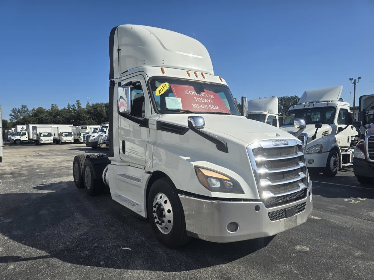 2019 Freightliner/Mercedes NEW CASCADIA PX12664 859575 2019 Freightliner/Mercedes NEW CASCADIA PX12664 859575