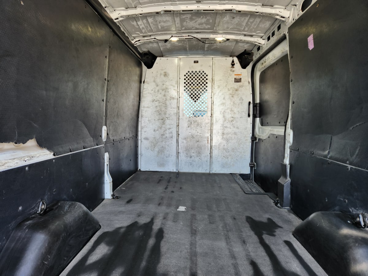 2018 Ford Motor Company TRANSIT 250 859824