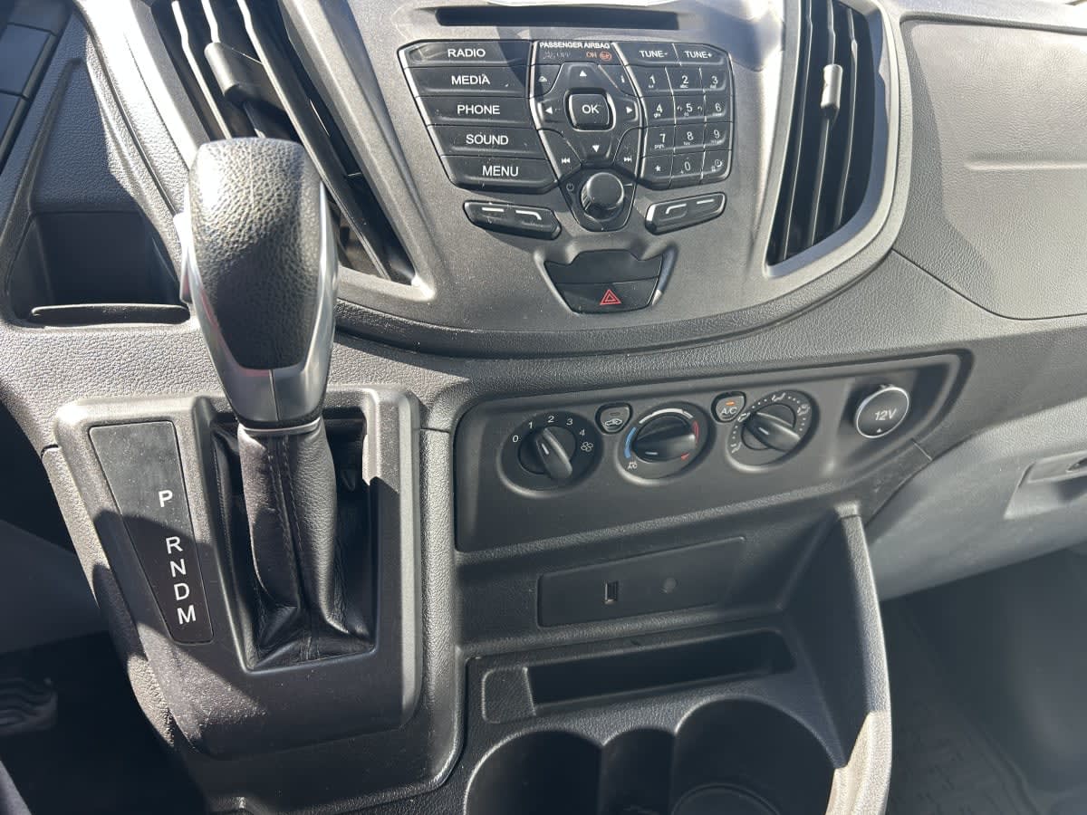 2018 Ford Motor Company TRANSIT 250 MED ROOF 859825