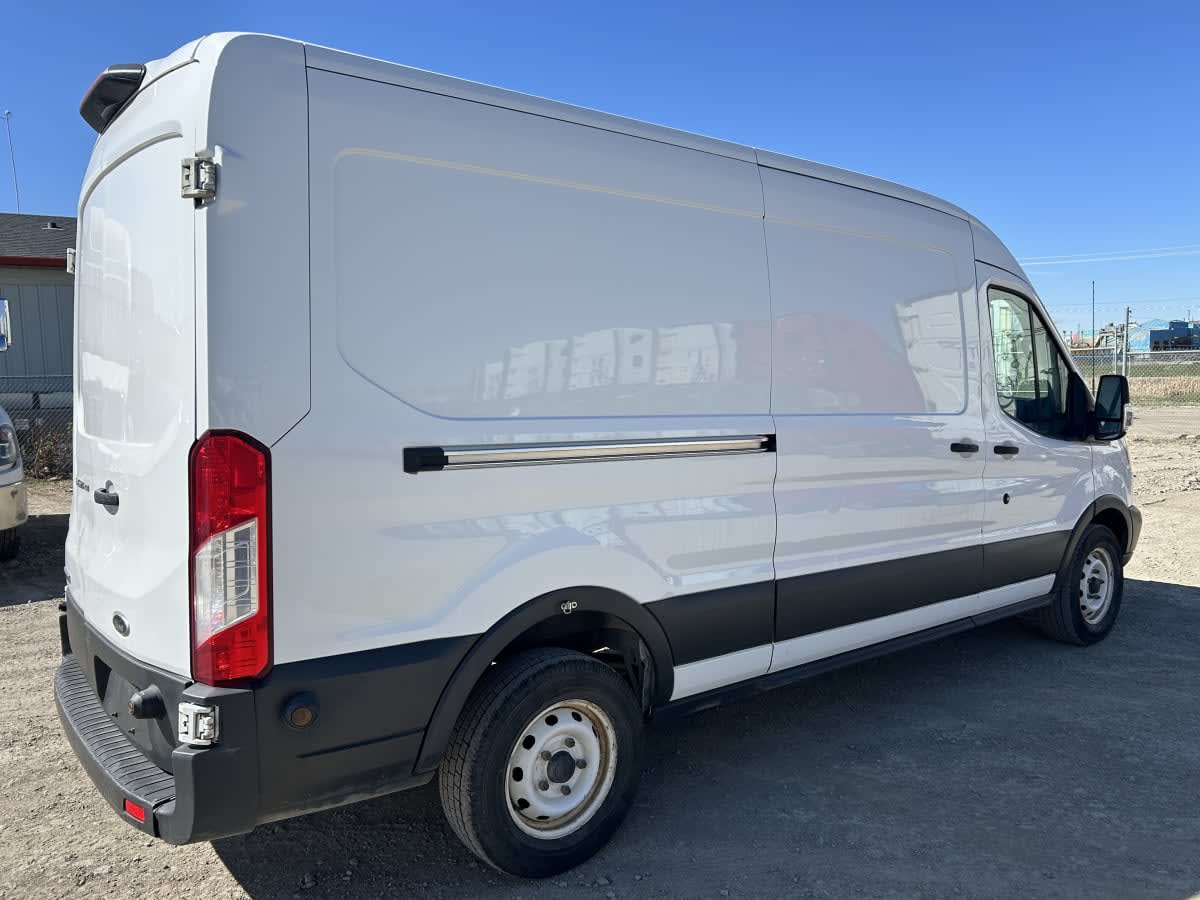 2018 Ford Motor Company TRANSIT 250 MED ROOF 859825