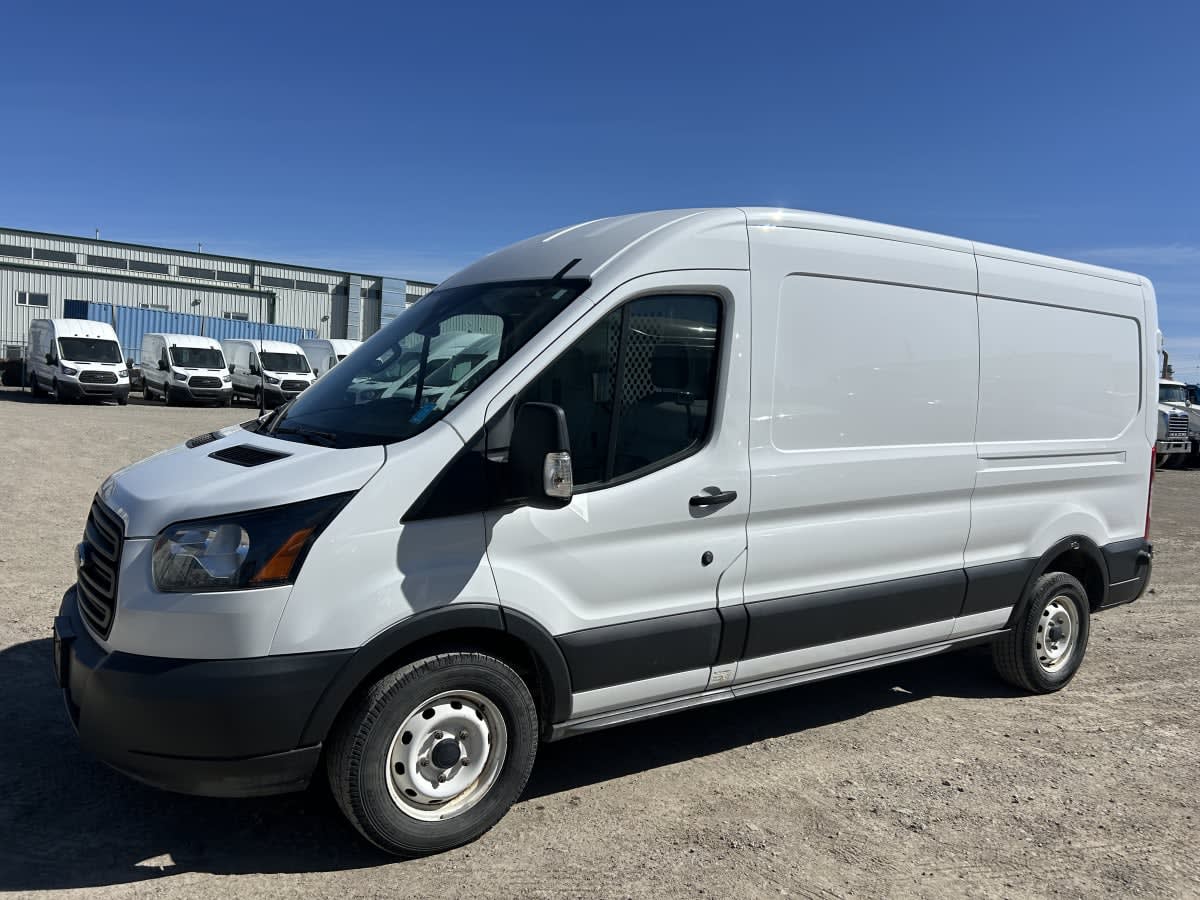 2018 Ford Motor Company TRANSIT 250 MED ROOF 859825