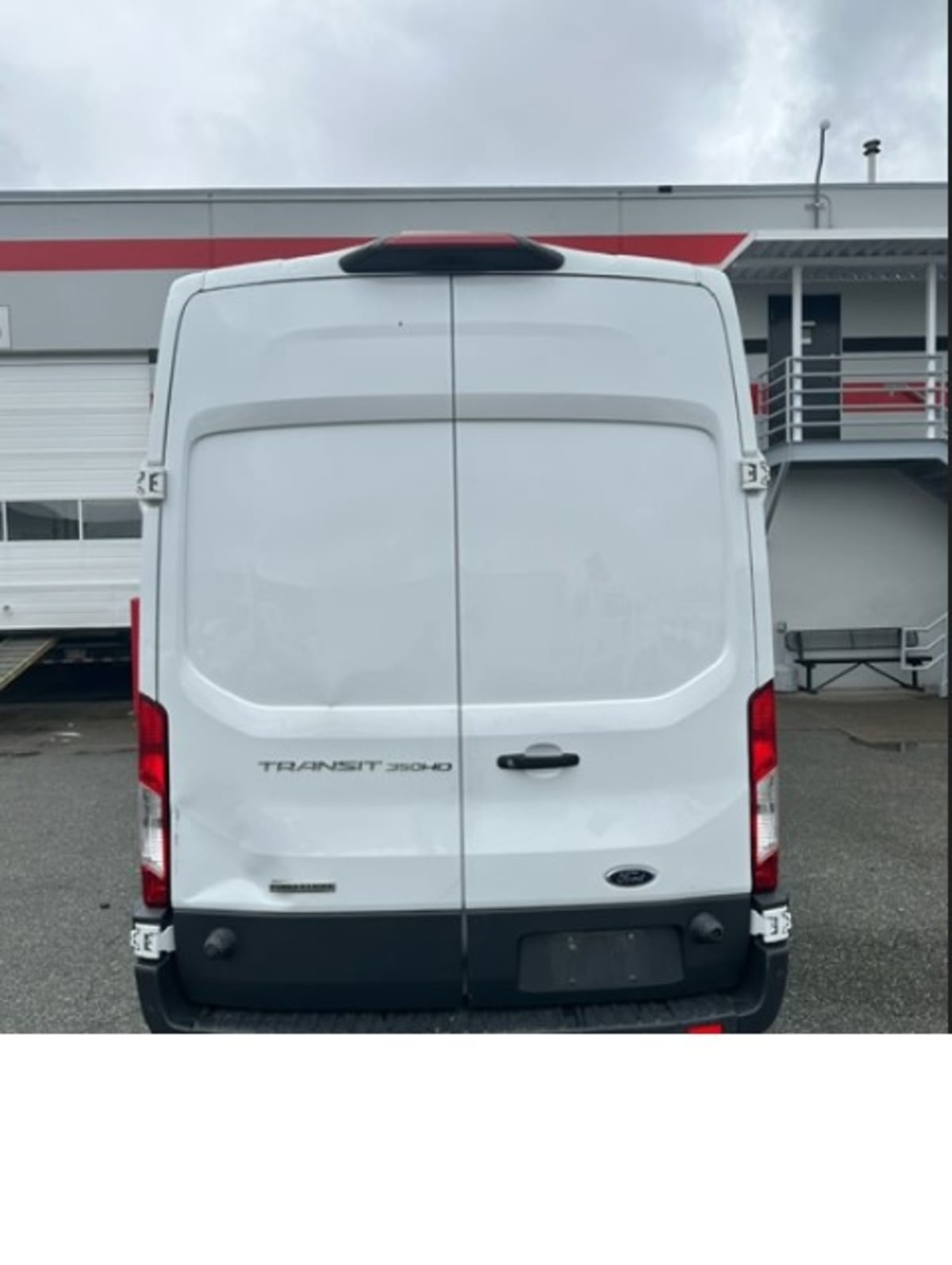 2018 Ford Motor Company TRANSIT 350 HI ROOF 860223