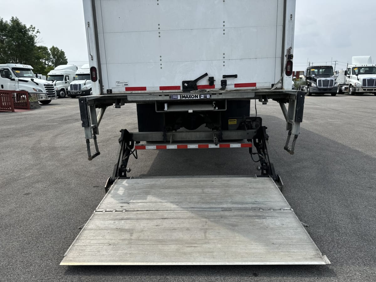 2019 Freightliner/Mercedes M2 106 860240