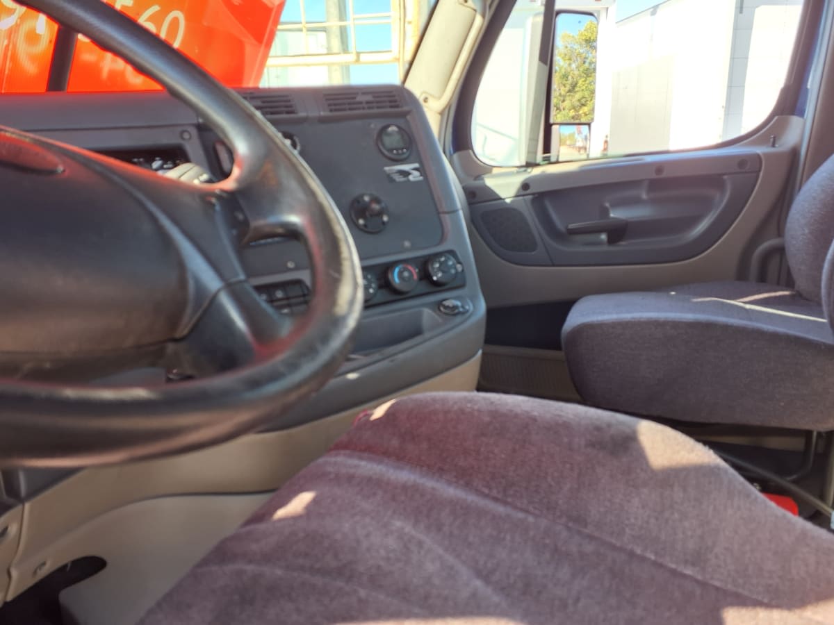 2019 Freightliner - image 7