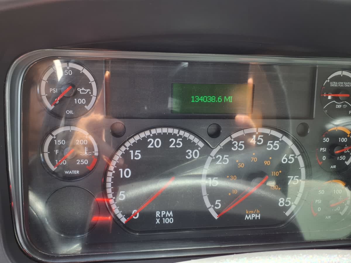 2019 Freightliner/Mercedes M2 106 860371