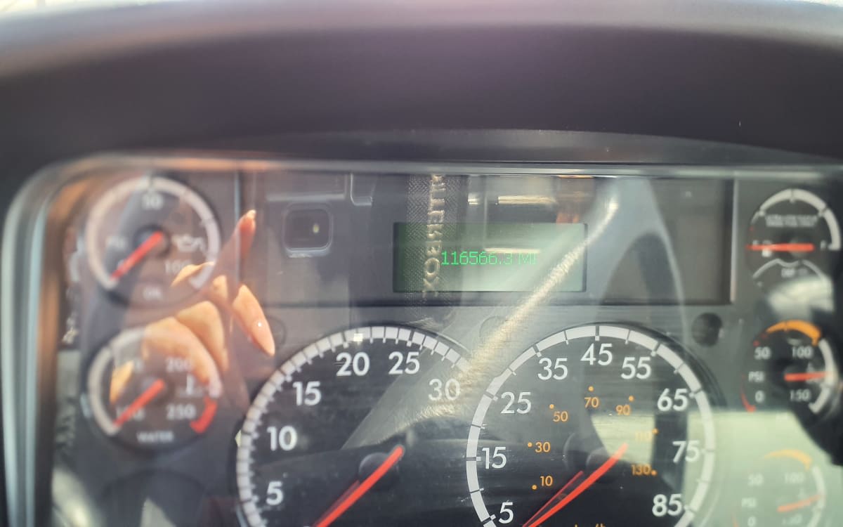 2019 Freightliner M2 106 - image 13