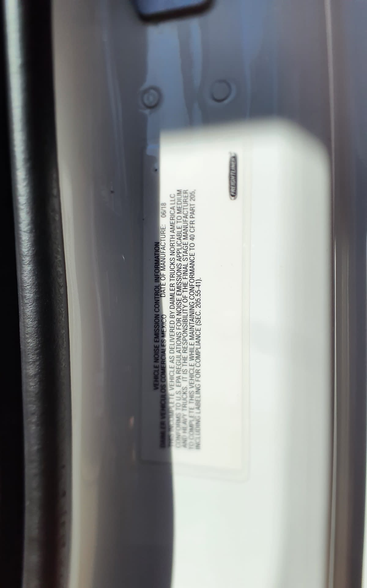 2019 Freightliner M2 106 - image 14