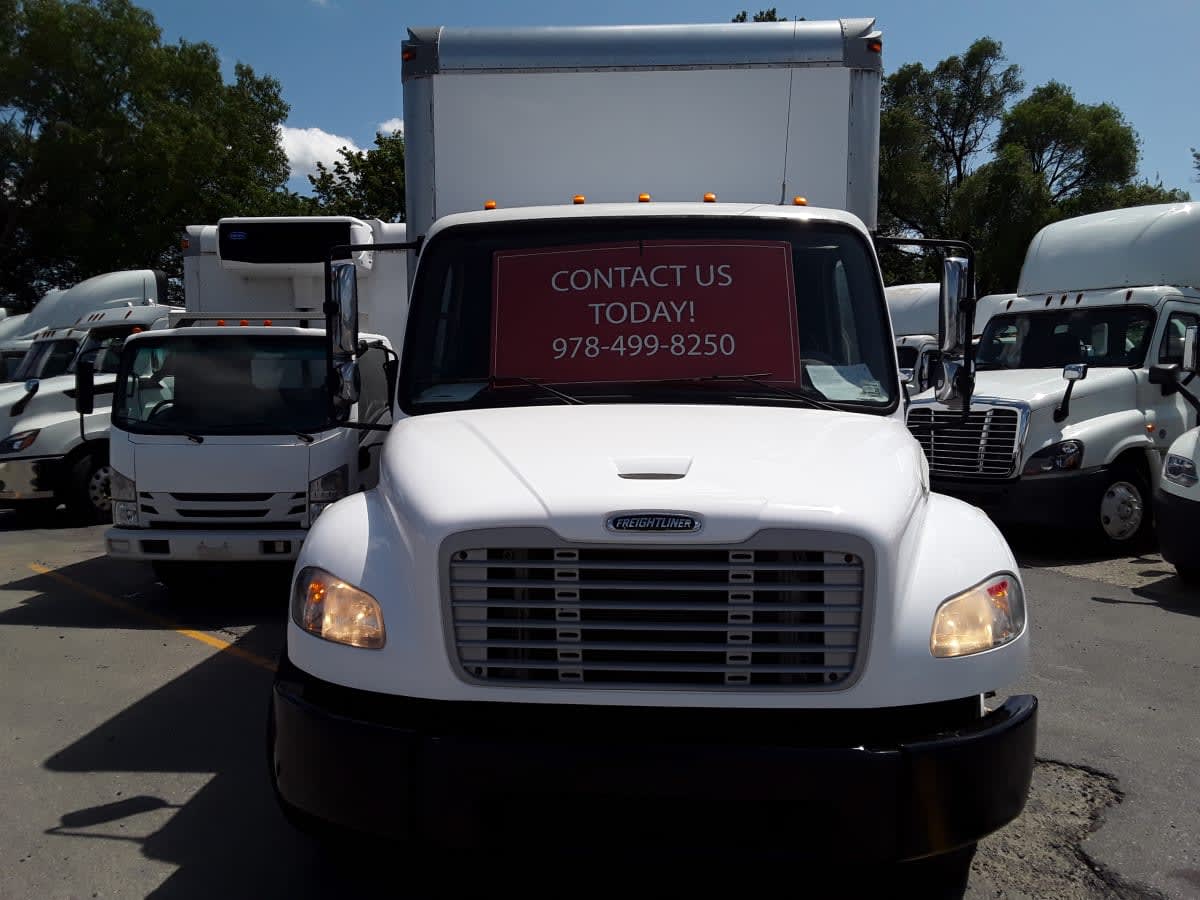 2019 Freightliner M2 106 860404