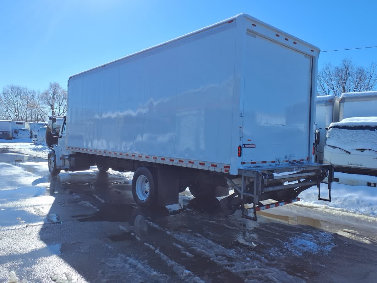 2019 Freightliner/Mercedes M2 106 860405
