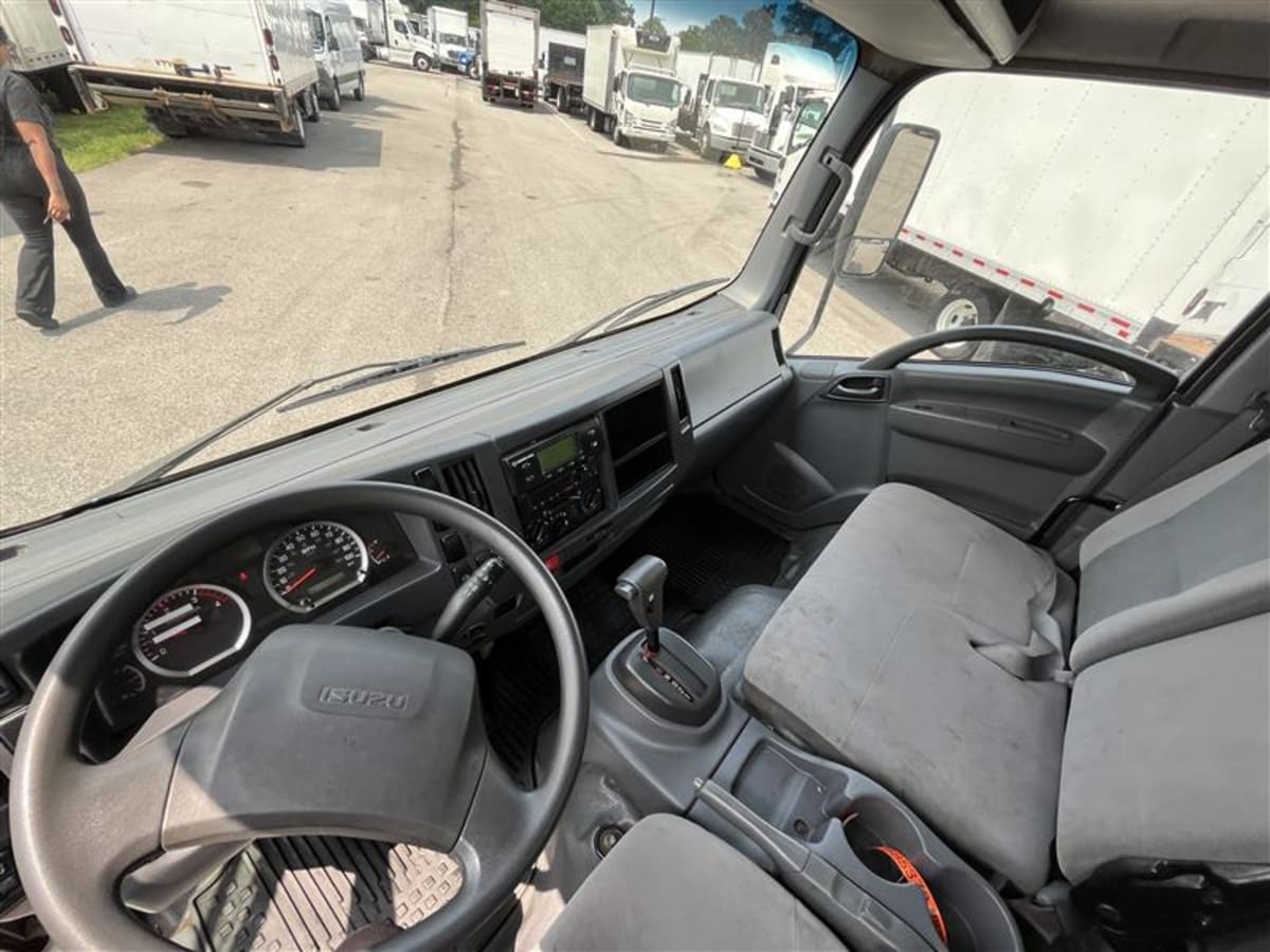 2019 Isuzu NRR 860560
