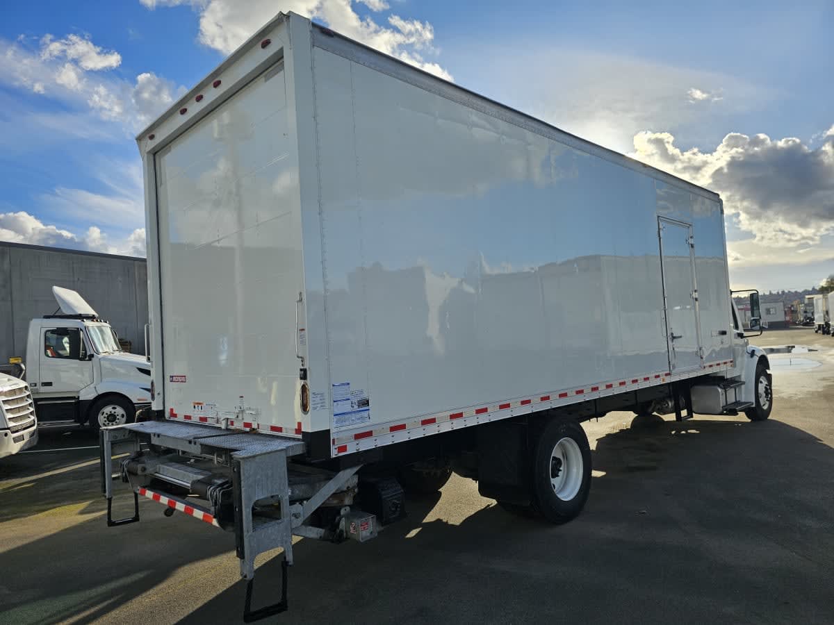 2019 Freightliner/Mercedes M2 106 860631