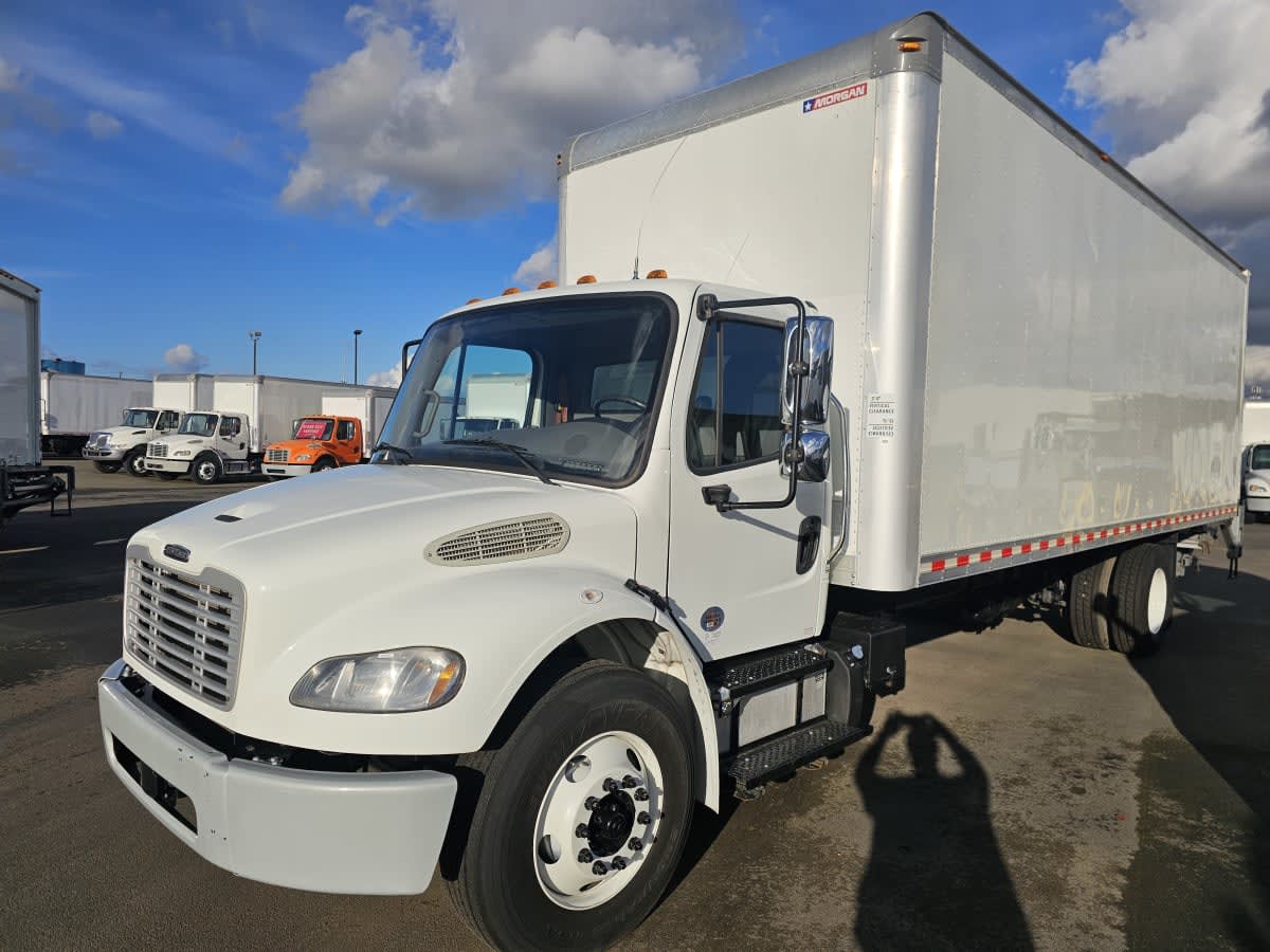 2019 Freightliner/Mercedes M2 106 860631