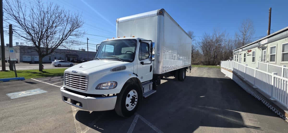 2019 Freightliner/Mercedes M2 106 860637