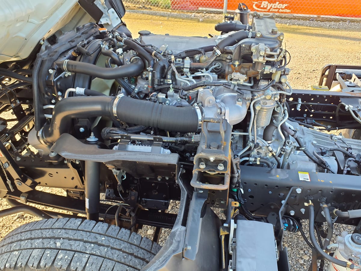 2019 Isuzu NPR HD 860641