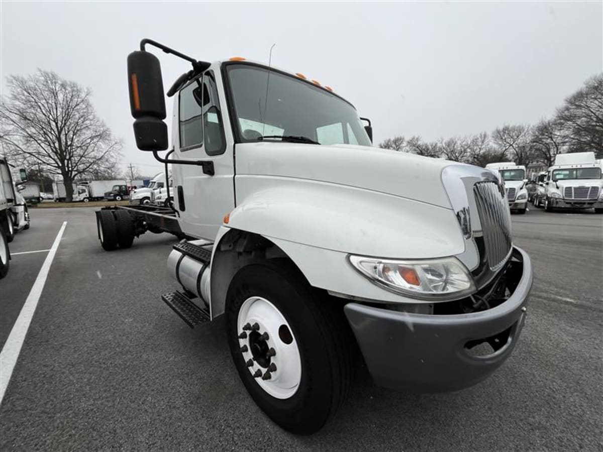 2019 Navistar International 4300 860733