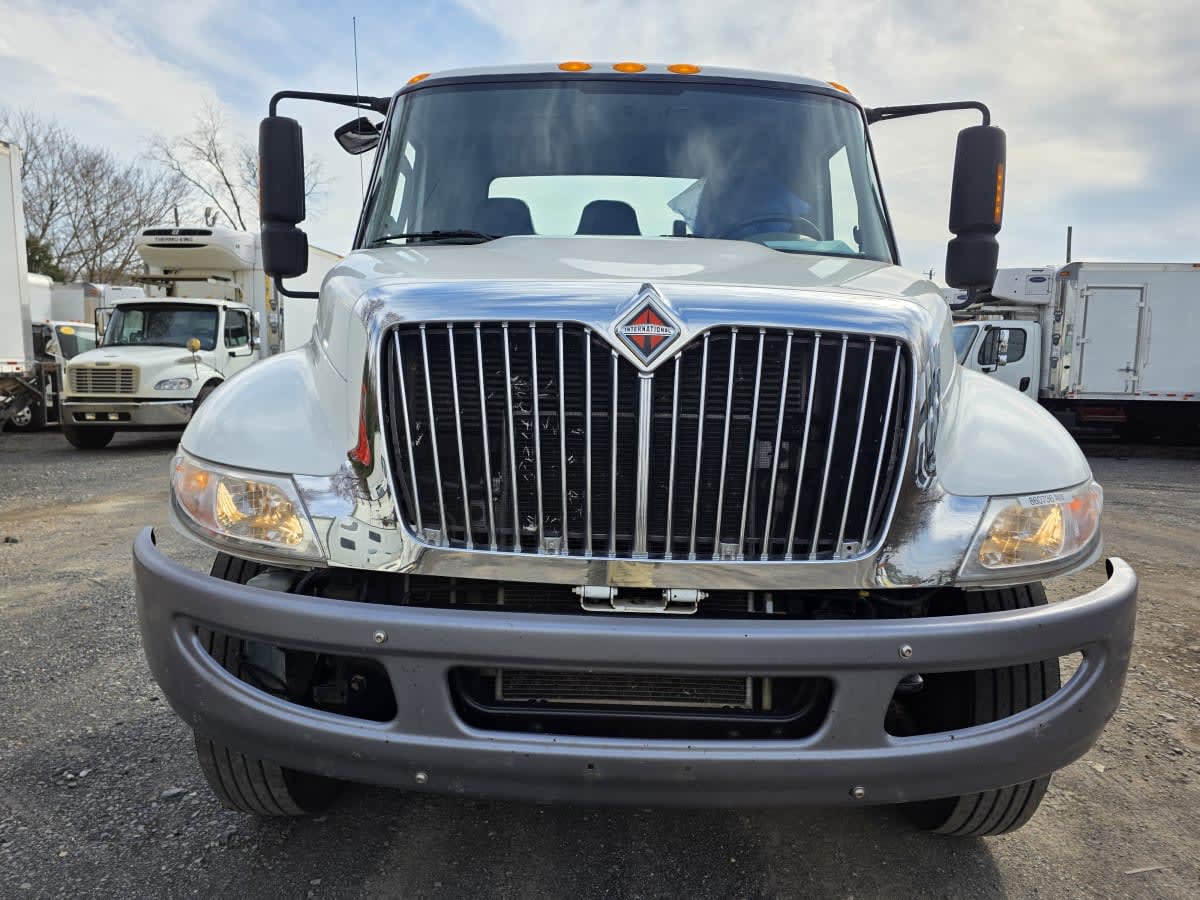 2019 Navistar International 4300 860736
