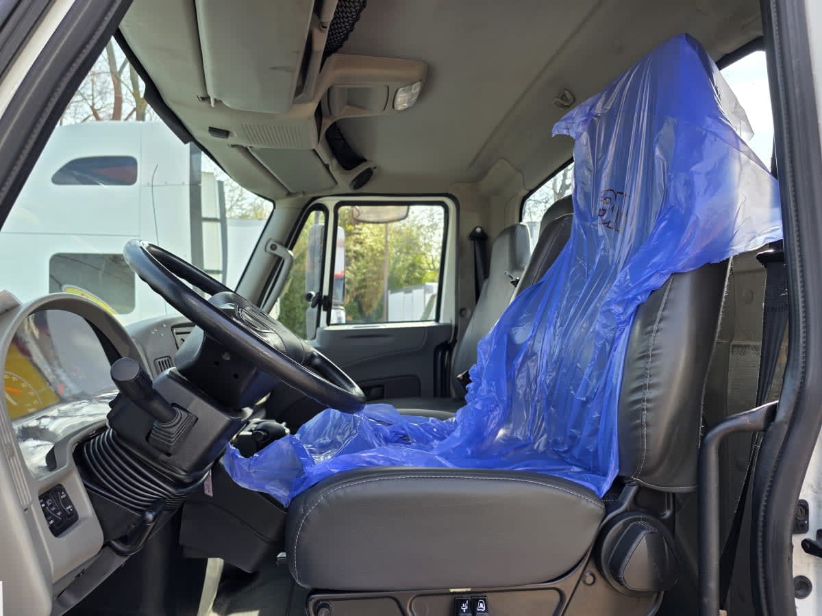 2019 Navistar International 4300 860739
